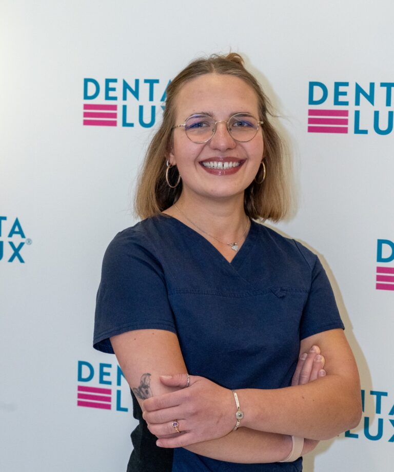 dr Karolina Kapela - Dentalux Warszawa Mokotów