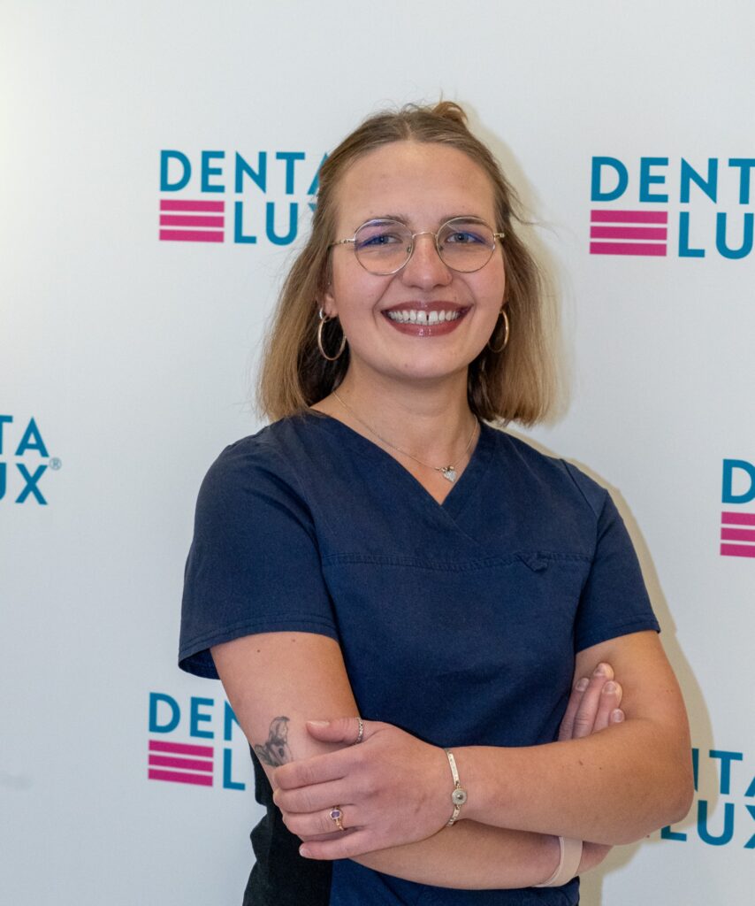 dr Karolina Kapela - Dentalux Warszawa Mokotów